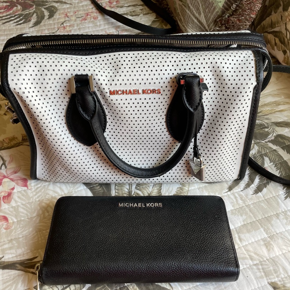 Michael Kors Black and White Handbag with wallet